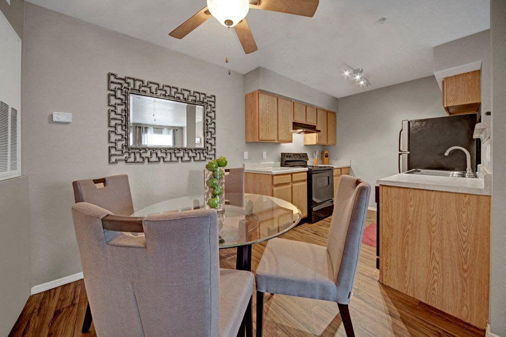 Summit Point Apartments – photo 3