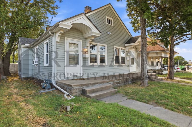 224 1/2 North Minnesota Avenue – photo 3