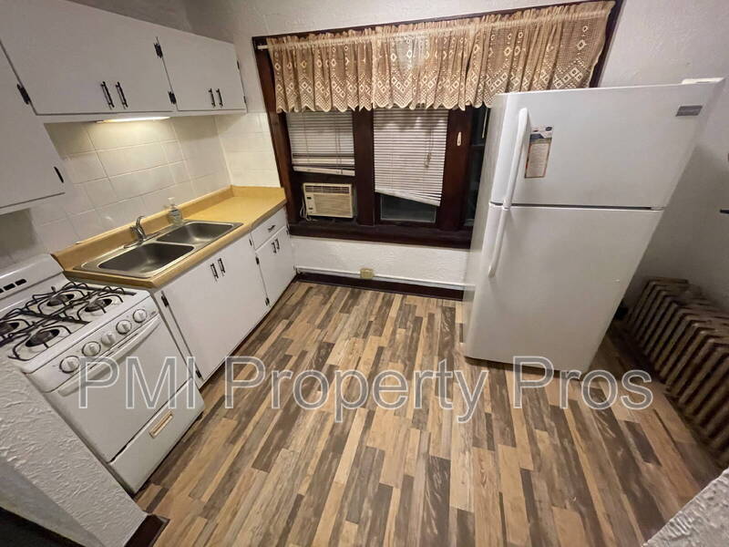 3432 E Cudahy Ave – photo 2