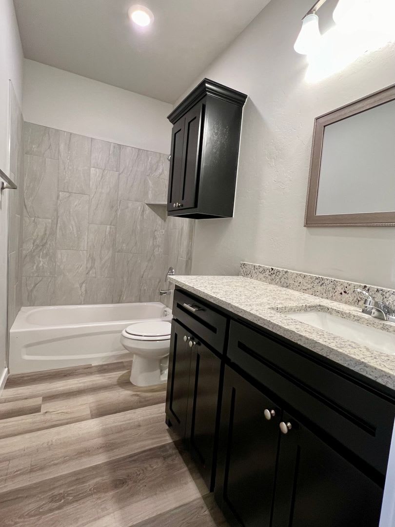 511 S. 6th St – photo 5