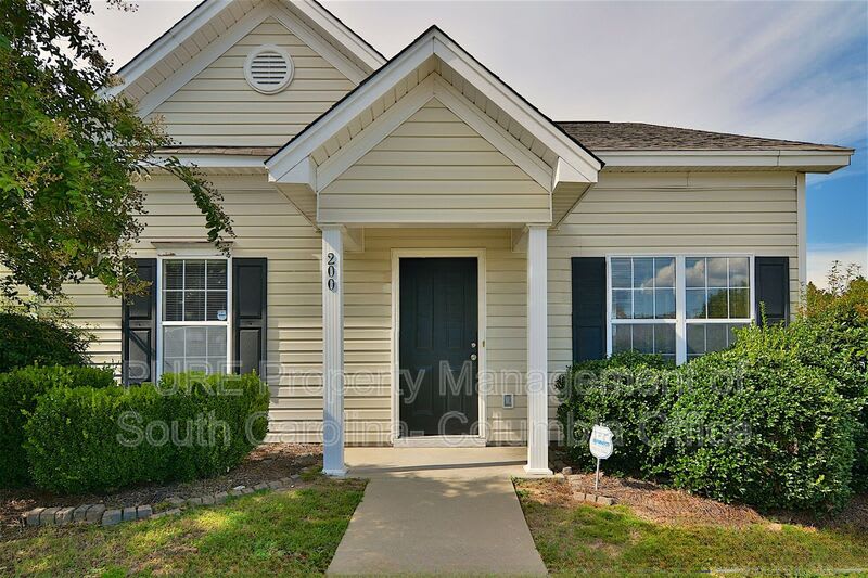 200 Lawson Dr – photo 3
