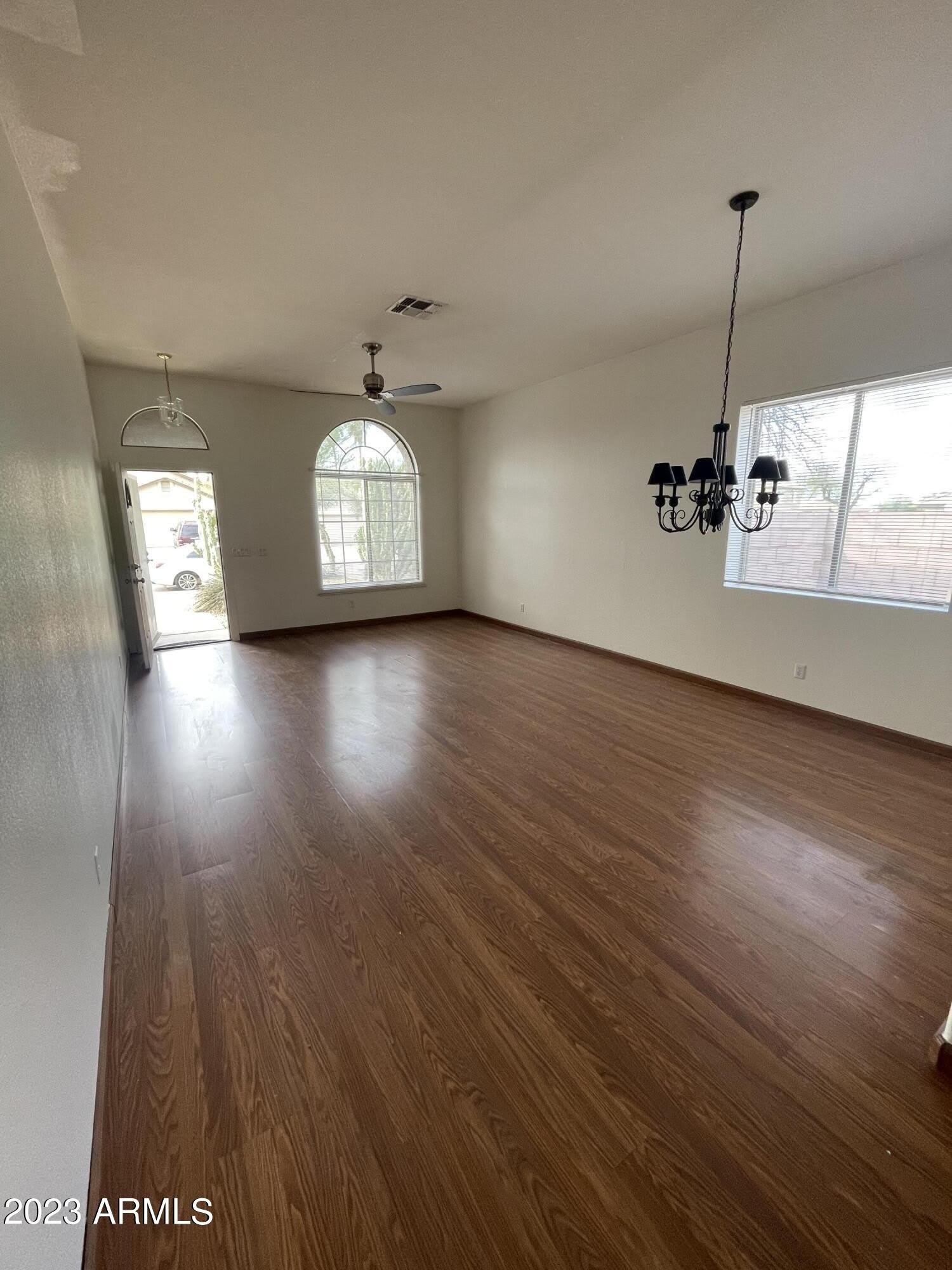 4722 E Chisum Trail – photo 2