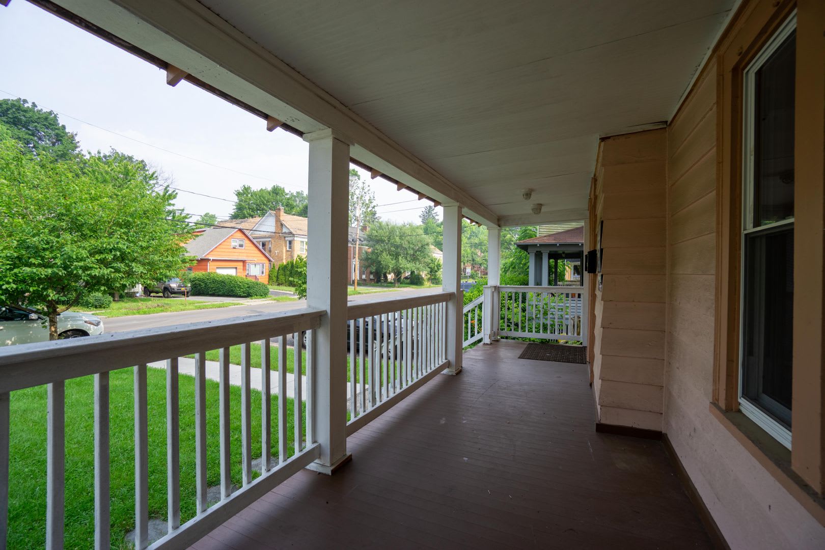 229 Fellows Avenue Available 8 1 27 Bright Flat With Front And Back Porches On Quiet Residential Street – photo 3