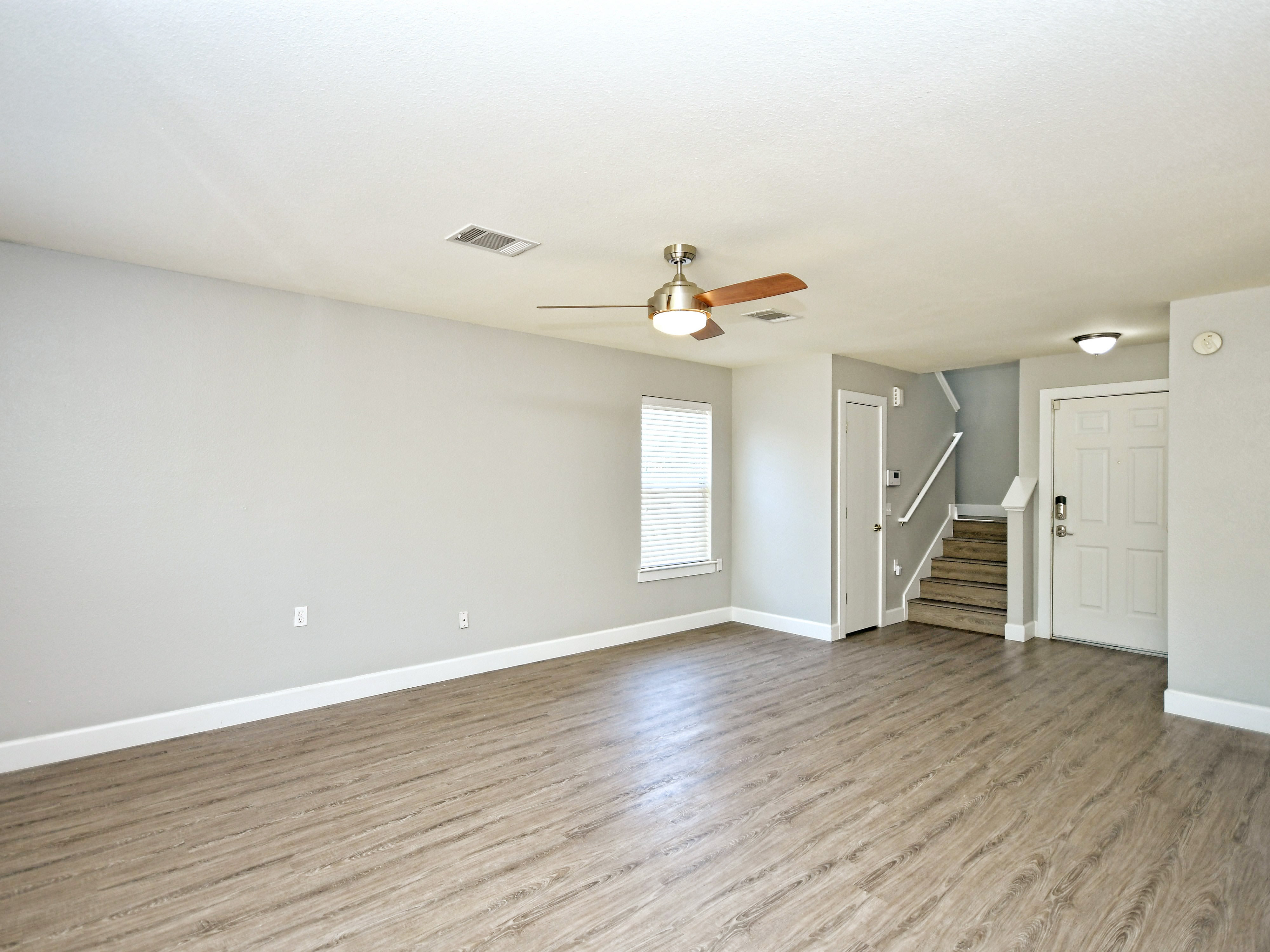 5312 Hutchinson Drive – photo 4