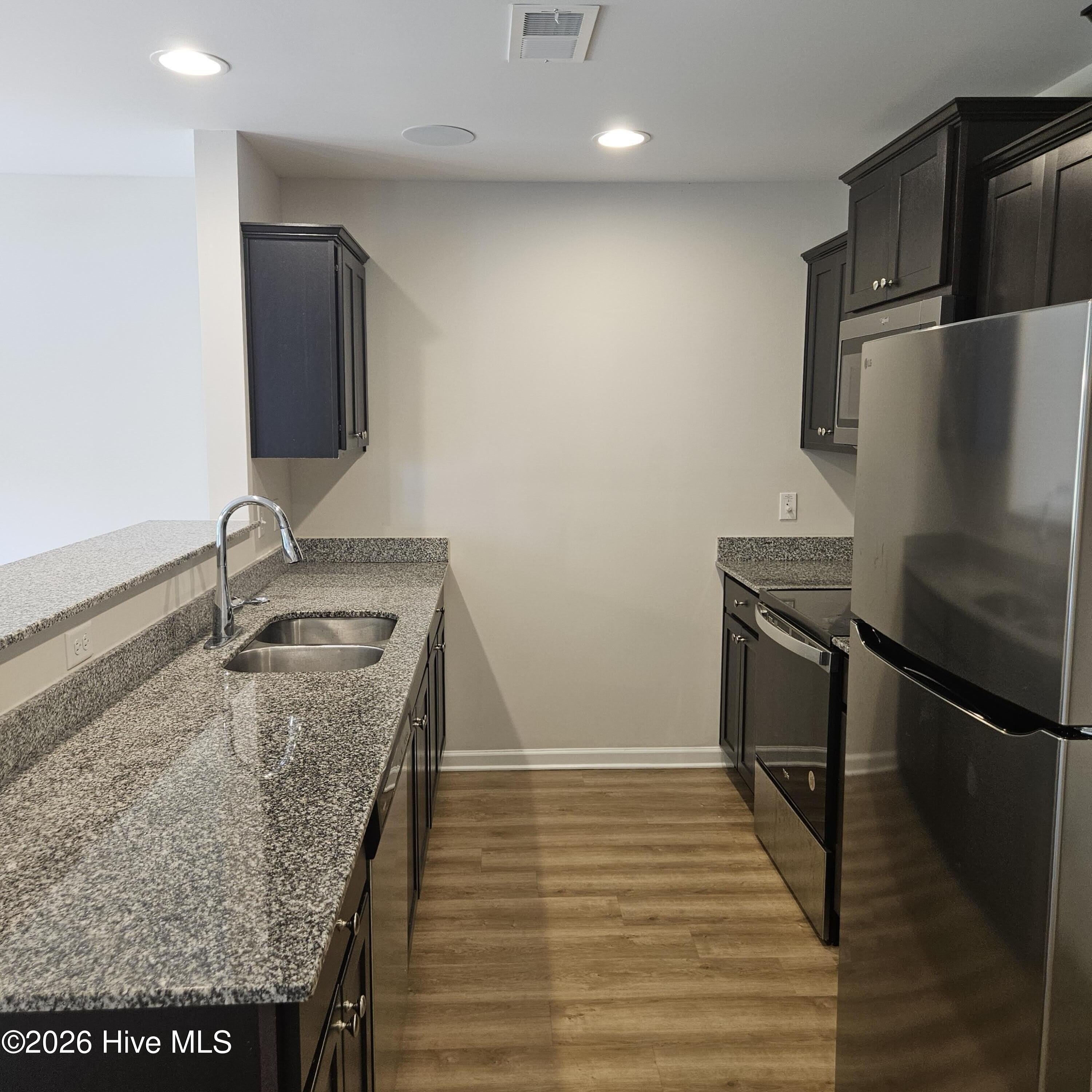 1441 Feldspar Court – photo 4