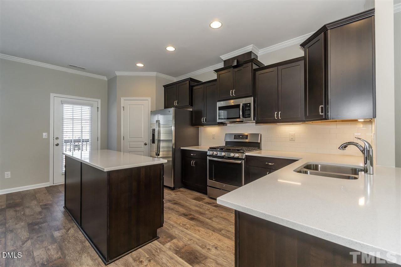 6024 Kayton Street – photo 4