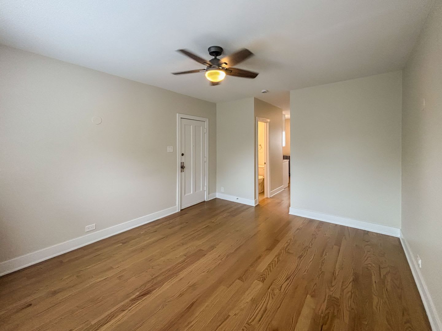 4501 09 N Greenview – photo 4