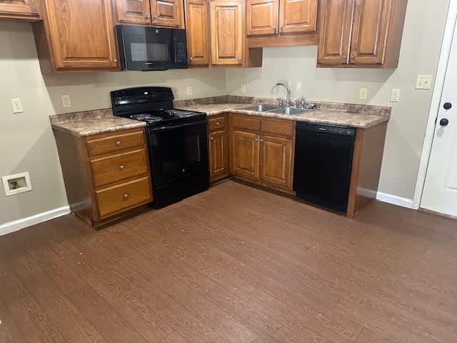 4301 Manila Street – photo 3