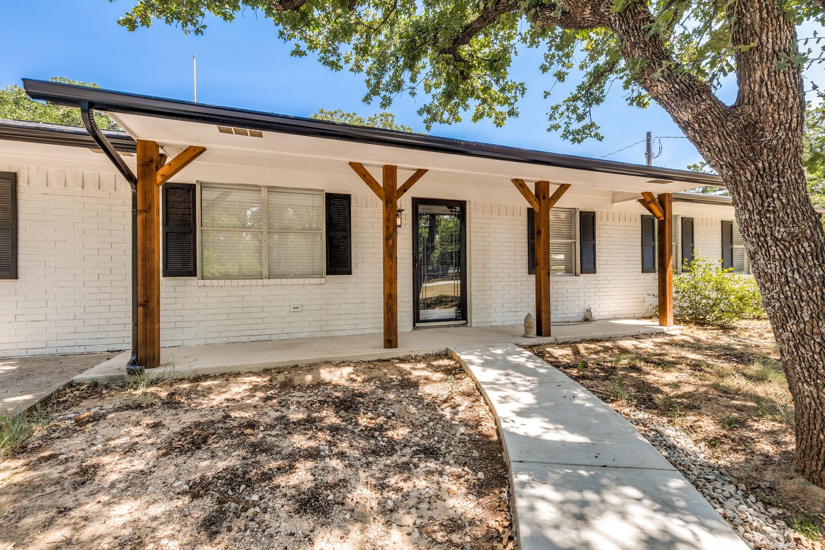 Country living in this updated 4 bedroom/1.5 bath modern farmhouse – photo 5