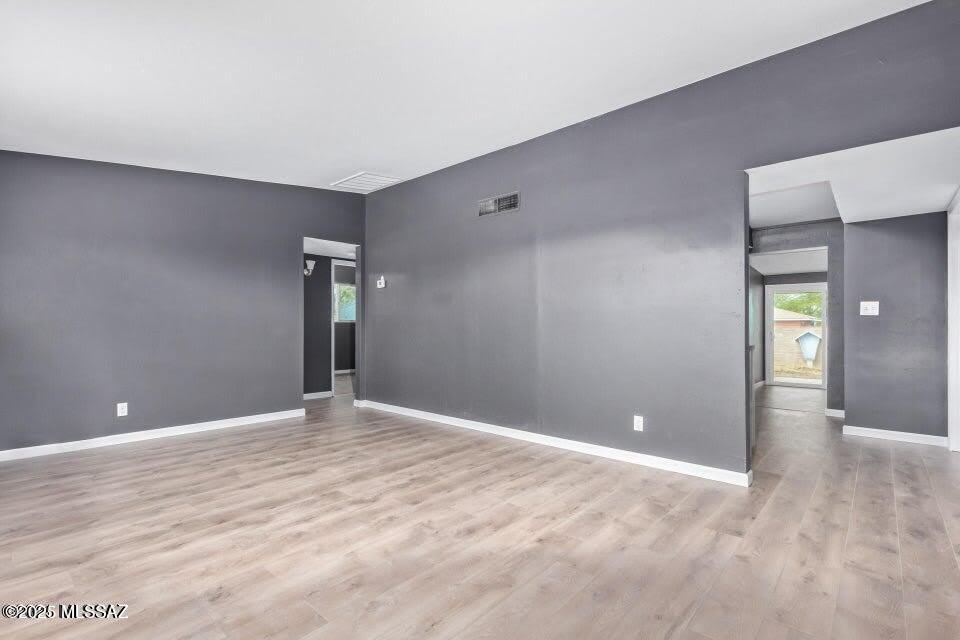 843 E Alturas Street – photo 2