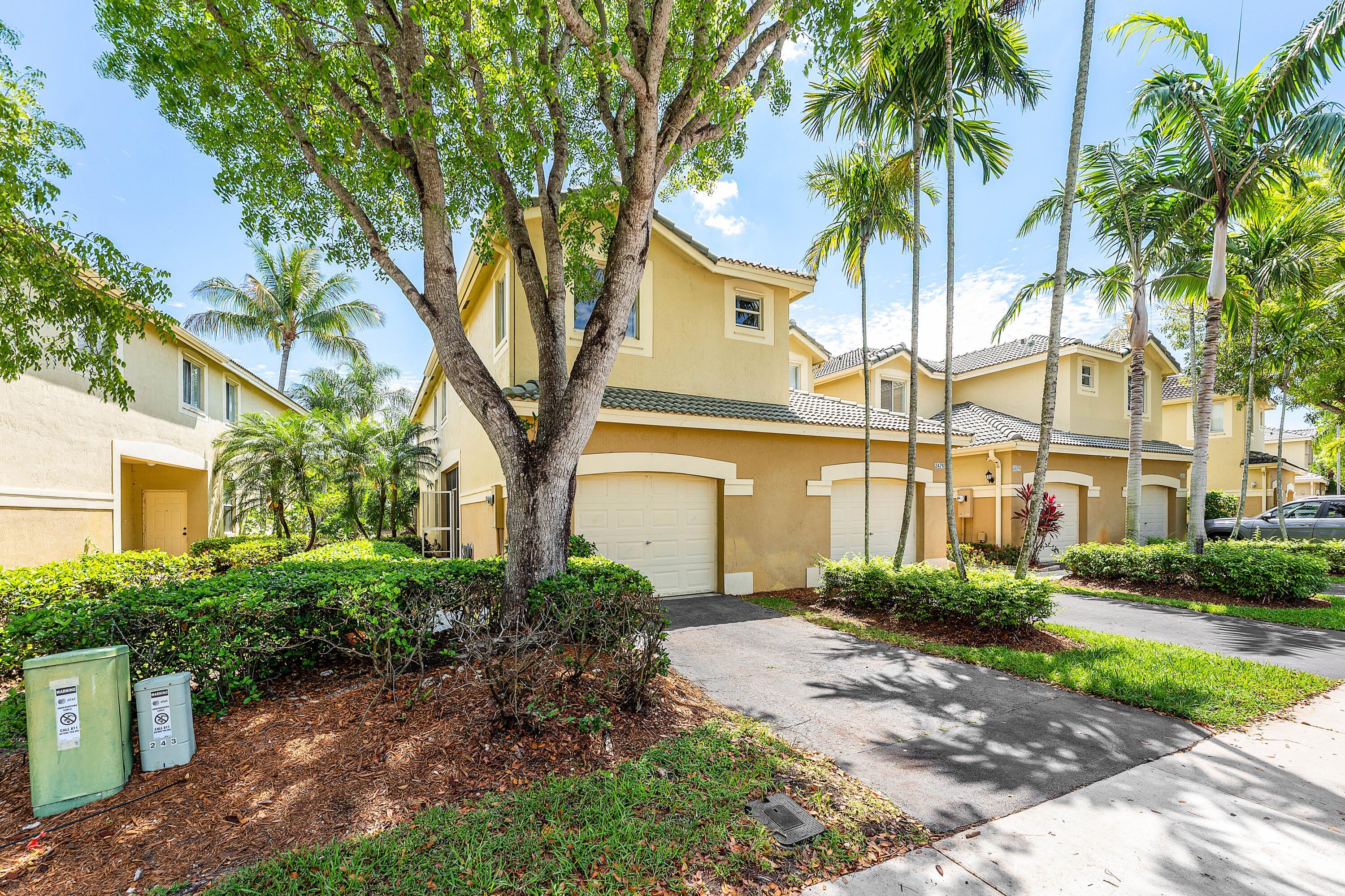 2482 Cordoba Bend – photo 3