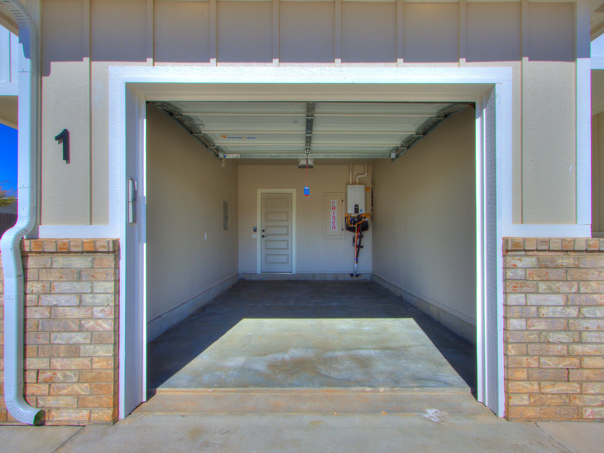 10601 Northwest 23rd Street – photo 4