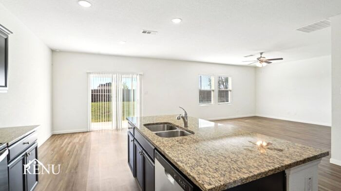 830 Oakhurst Drive – photo 5