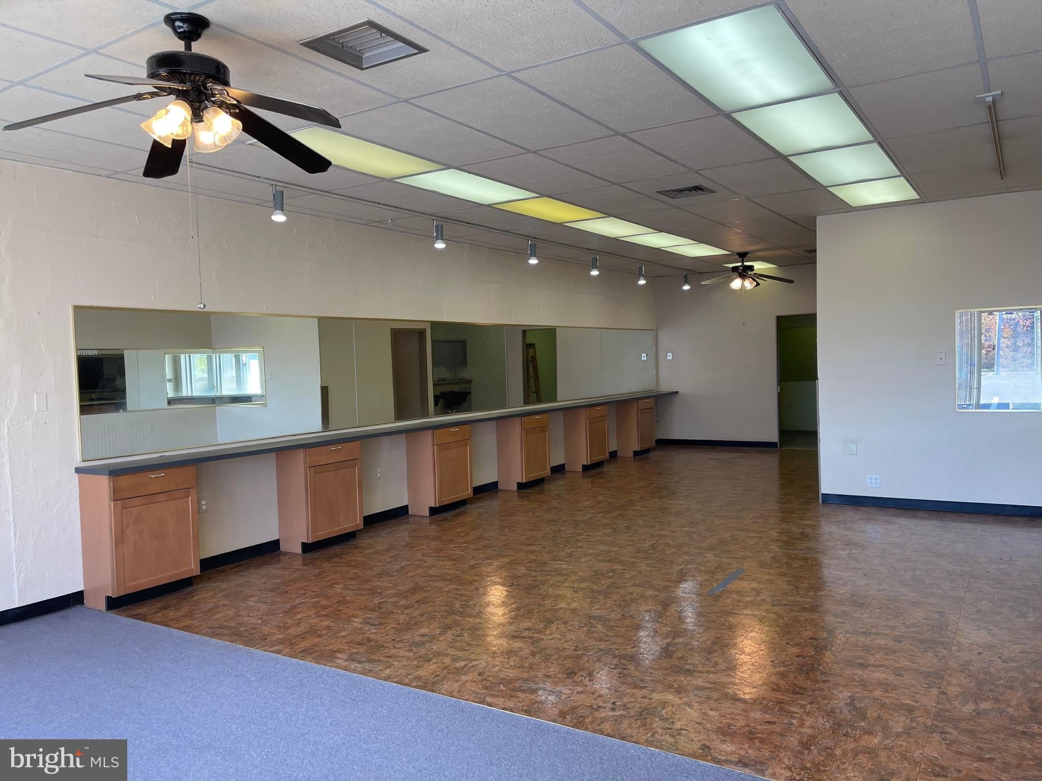 364 W TRENTON Avenue – photo 2
