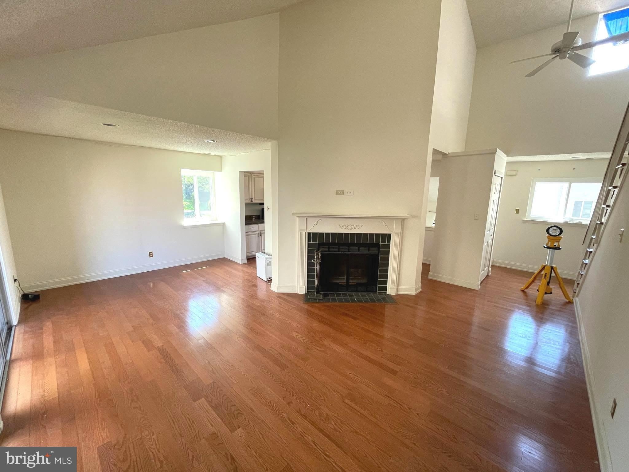 245 CARRIAGE Court – photo 4
