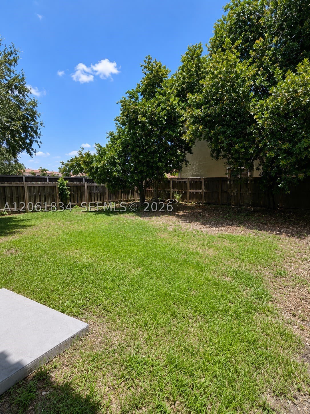 2603 NE 41st Cir – photo 2