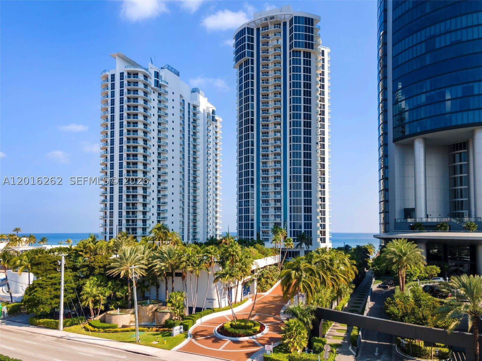 18671 Collins Ave – photo 3