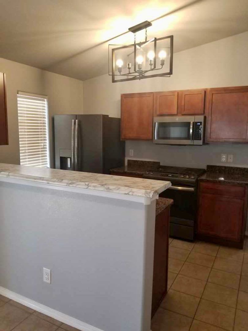 5095 Kensington Way – photo 2