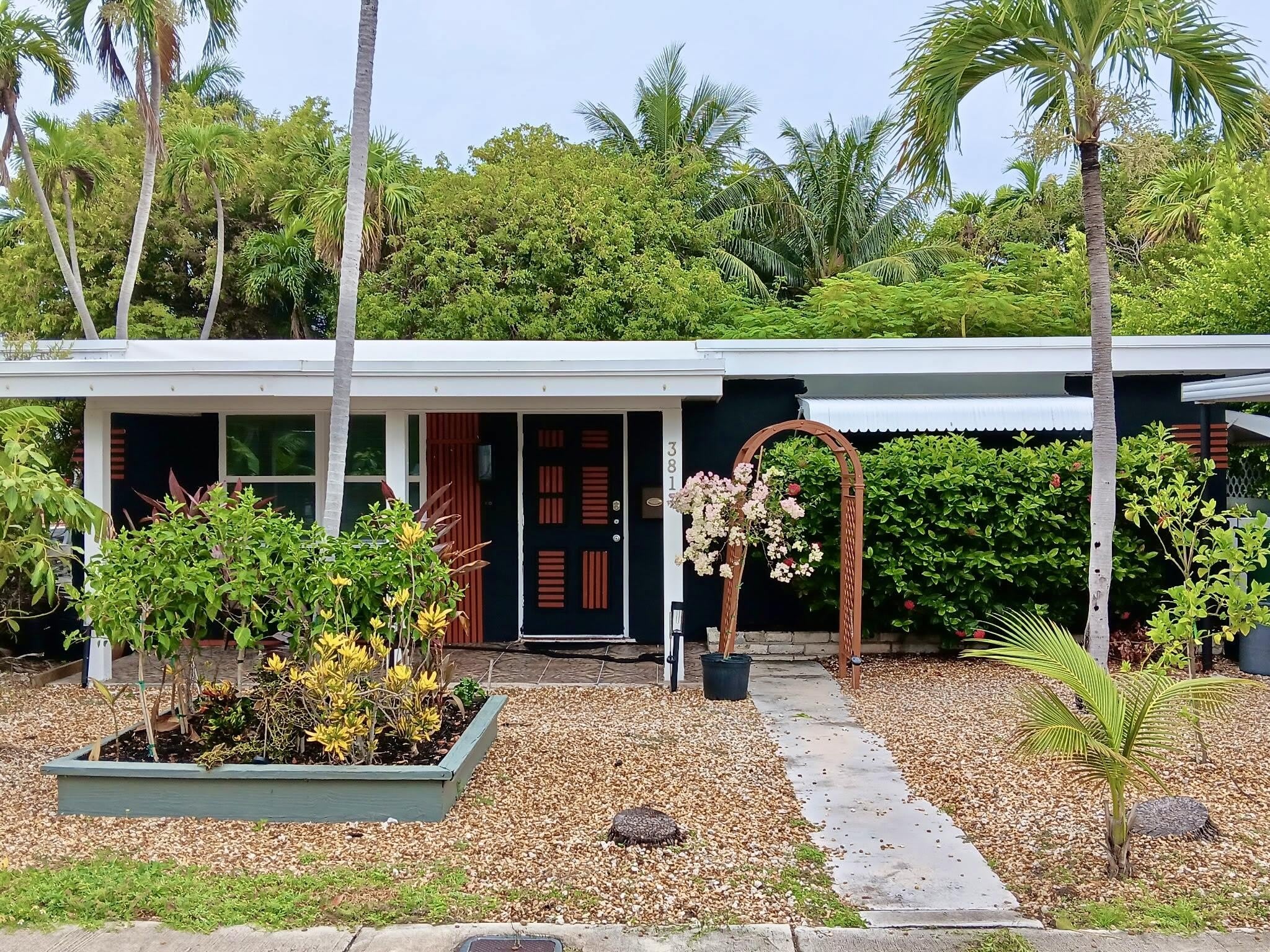 3817 Flagler Avenue – photo 2