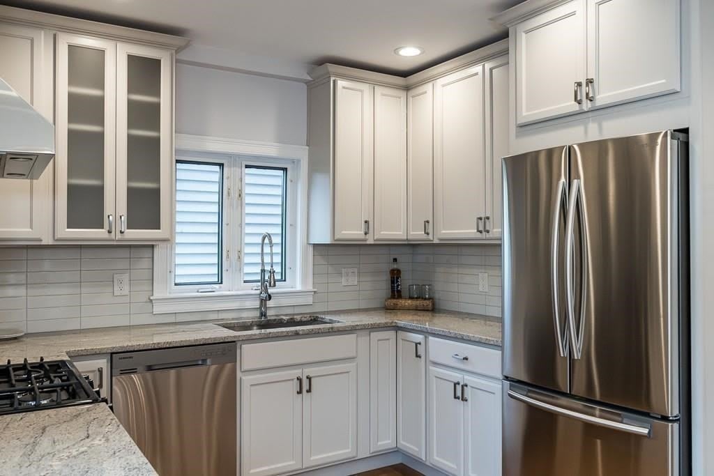 10 Nantasket Ave – photo 2