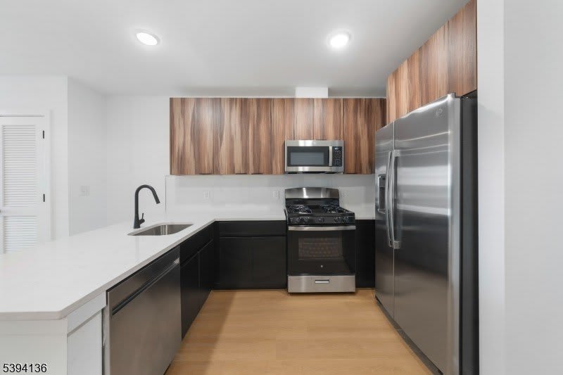 768 Bergen St – photo 2