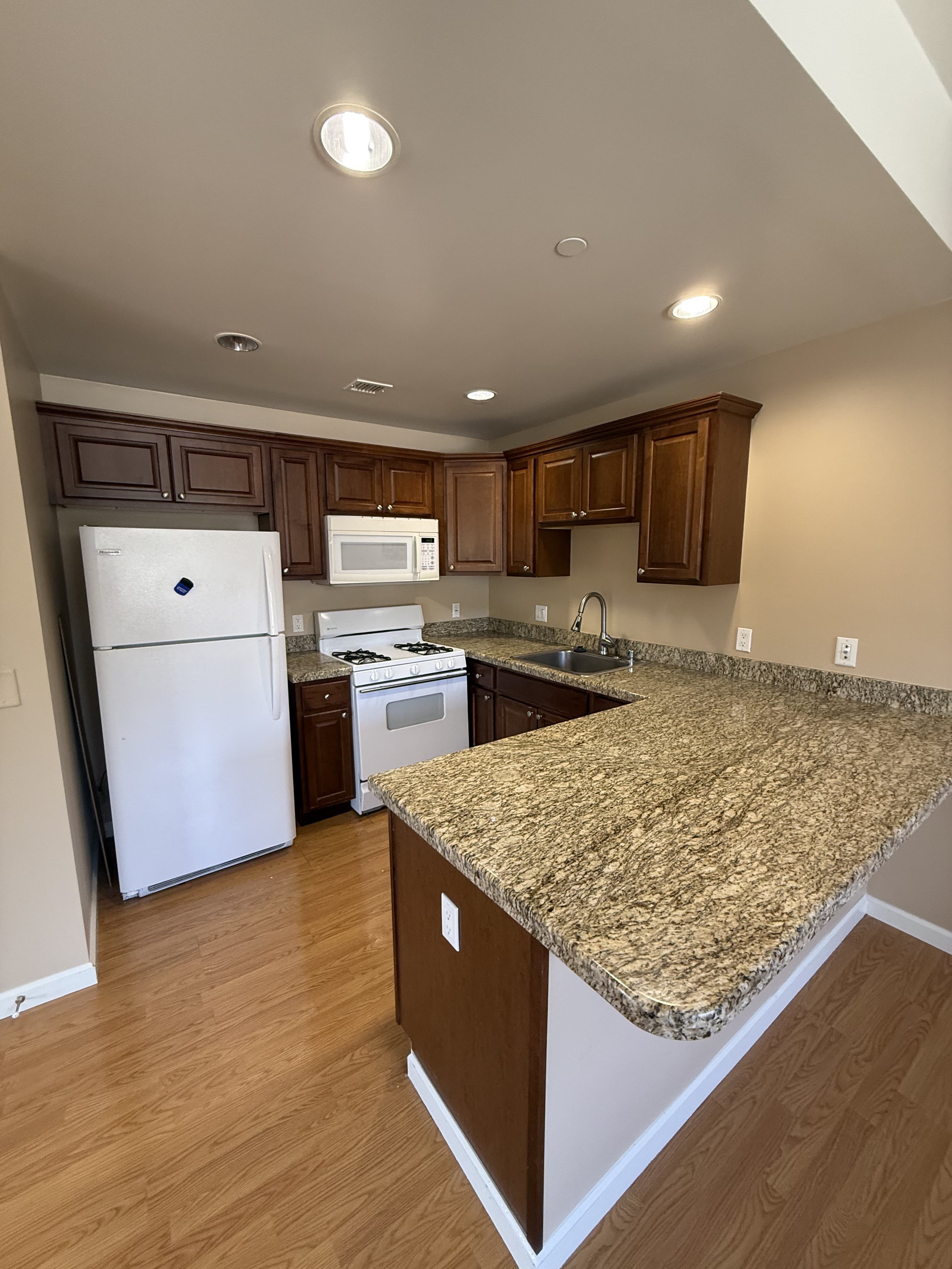 1769 Los Feliz Dr – photo 5