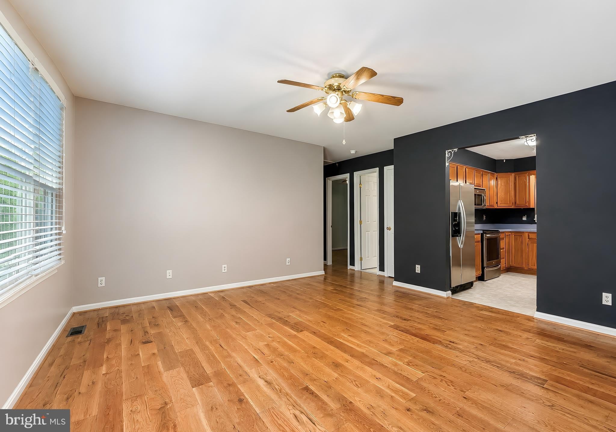 8433 SAILBOAT Lane – photo 5