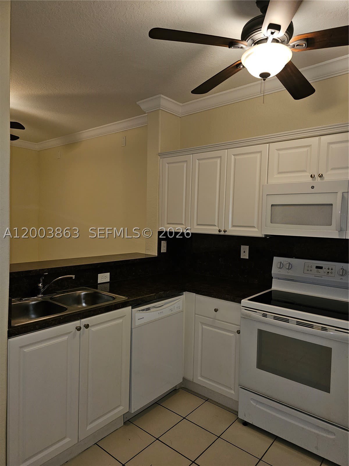 1543 SE 25th St – photo 4