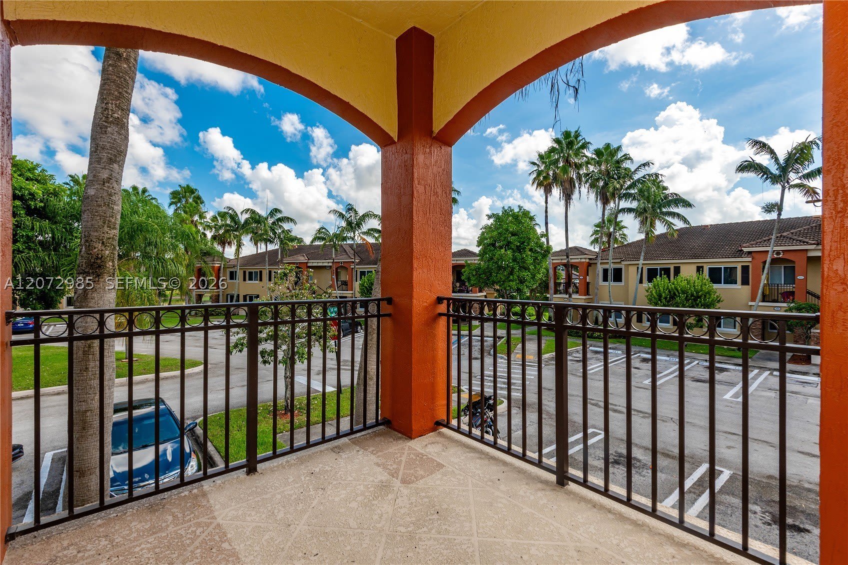 3390 NE 10th St – photo 4