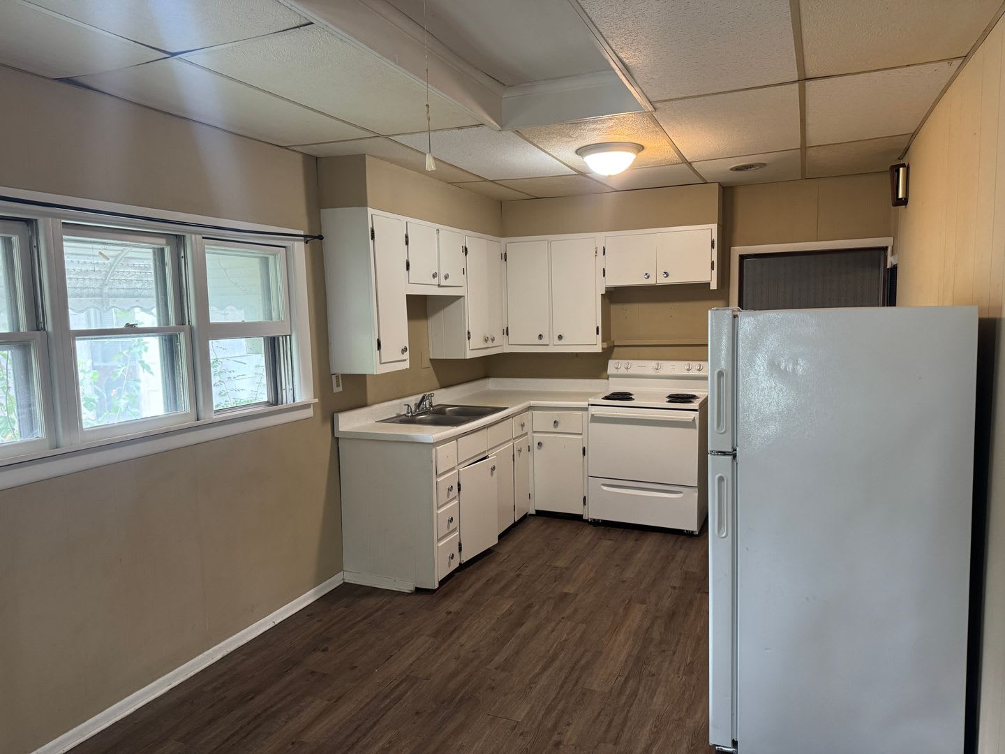 724 N 25th St. St. Joseph, MO 64506 – photo 2