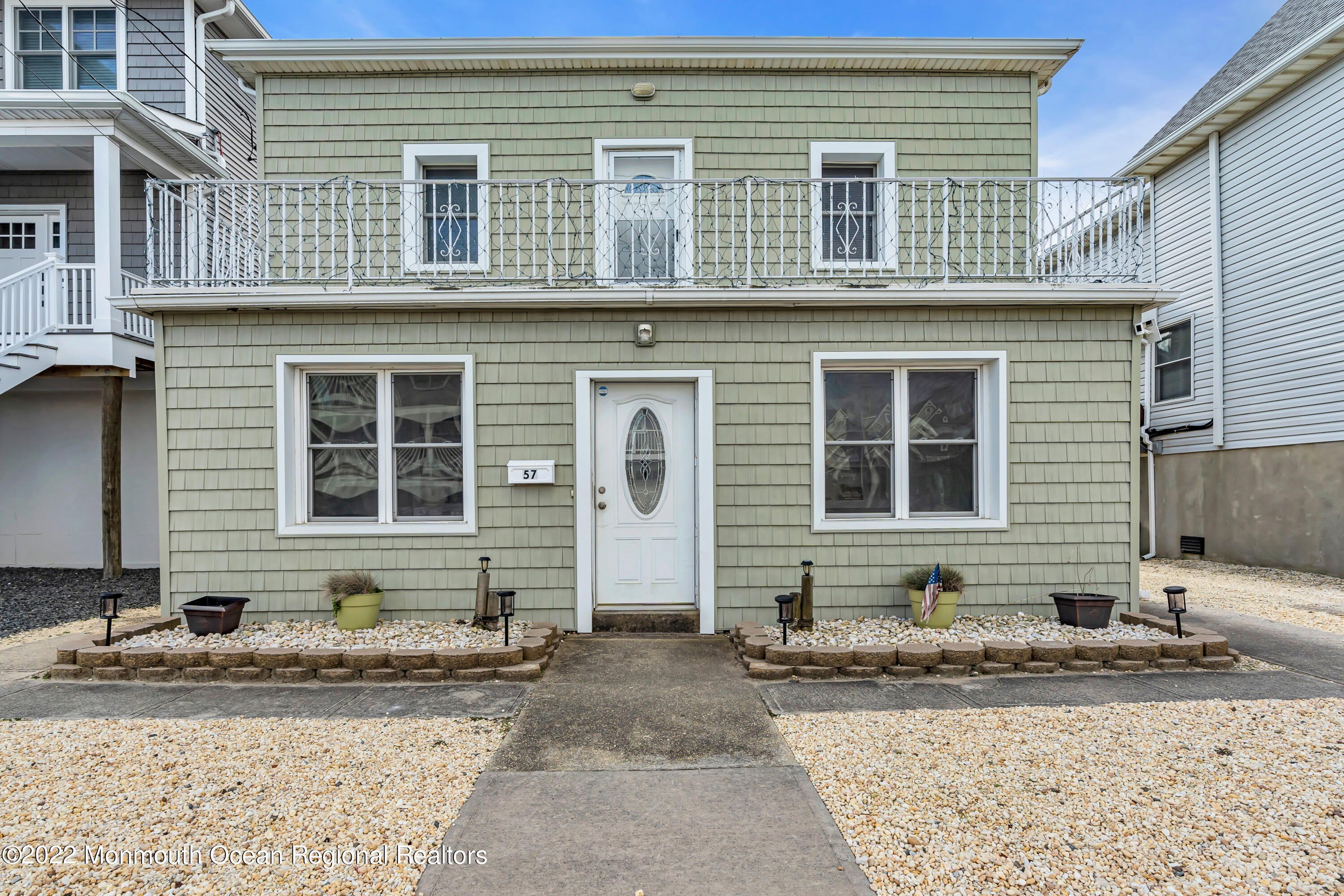 57 Fielder Avenue – photo 1