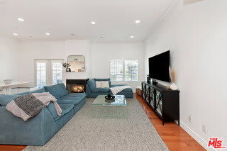 1135 Rexford Drive – photo 3