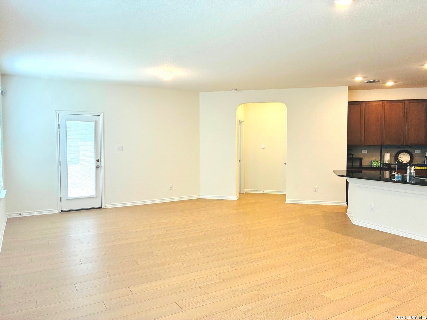 9507 HINTERLANDS DR – photo 3
