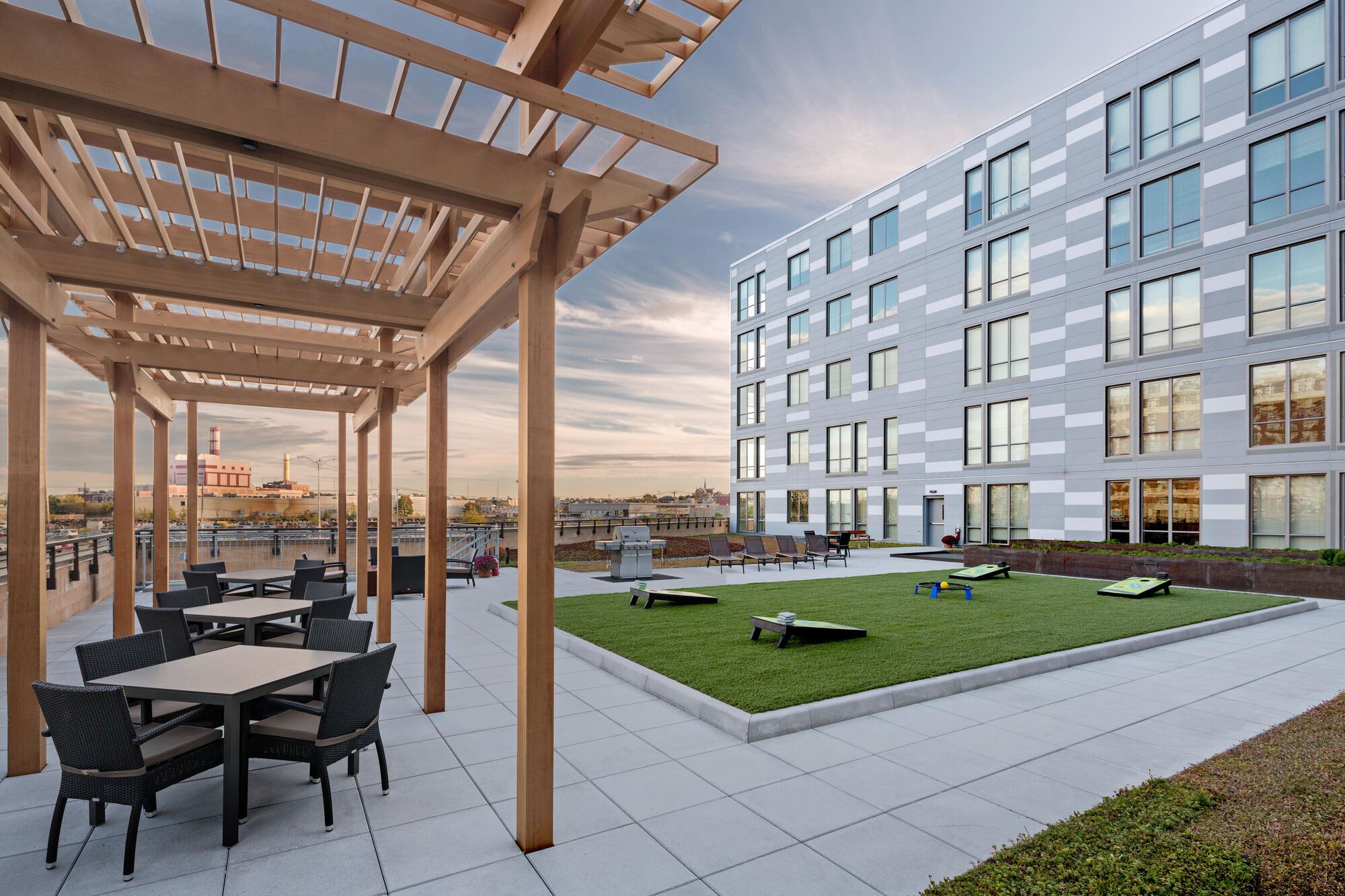 Flats on D – photo 1