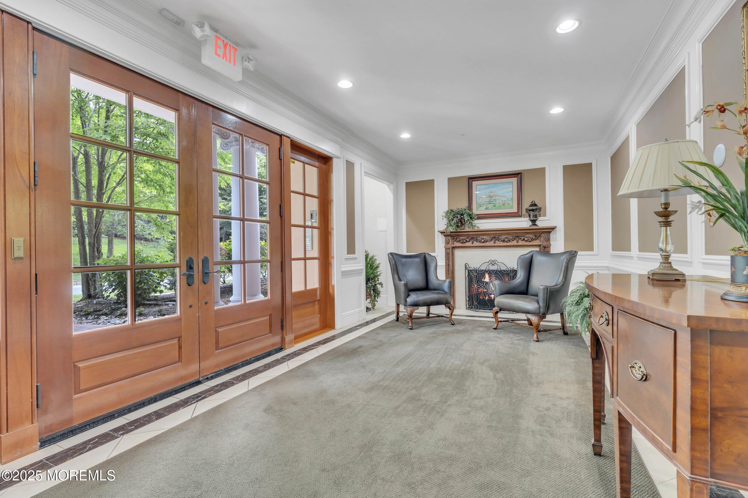 1021 Oval Road – photo 4