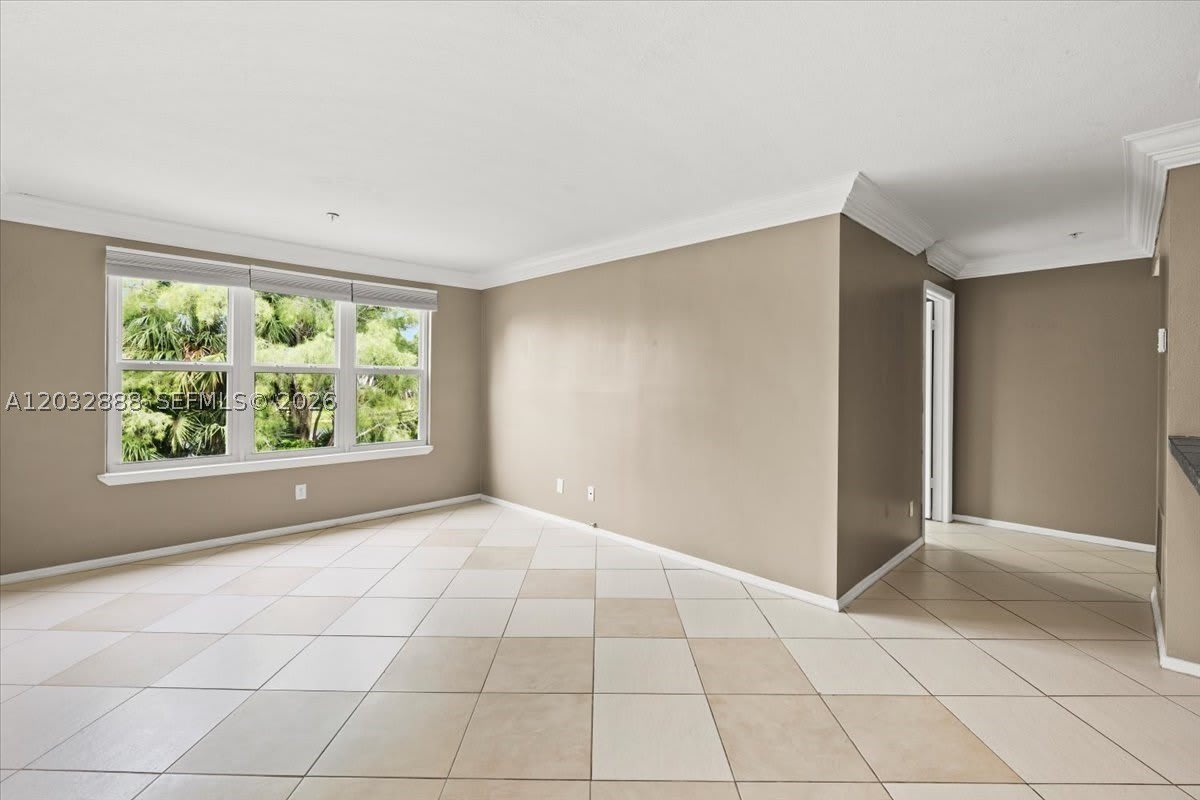 2303 N Congress Ave – photo 4