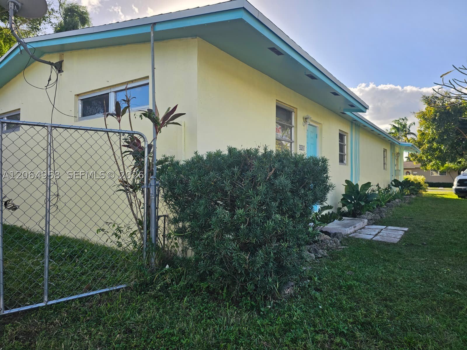 9360 SW 168th St – photo 5
