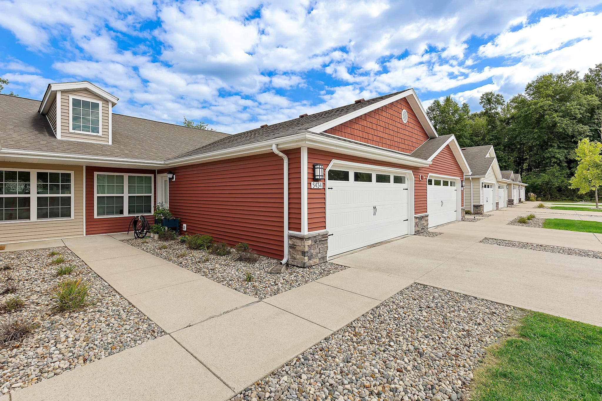 Redwood Fort Wayne Maplecrest Road – photo 2