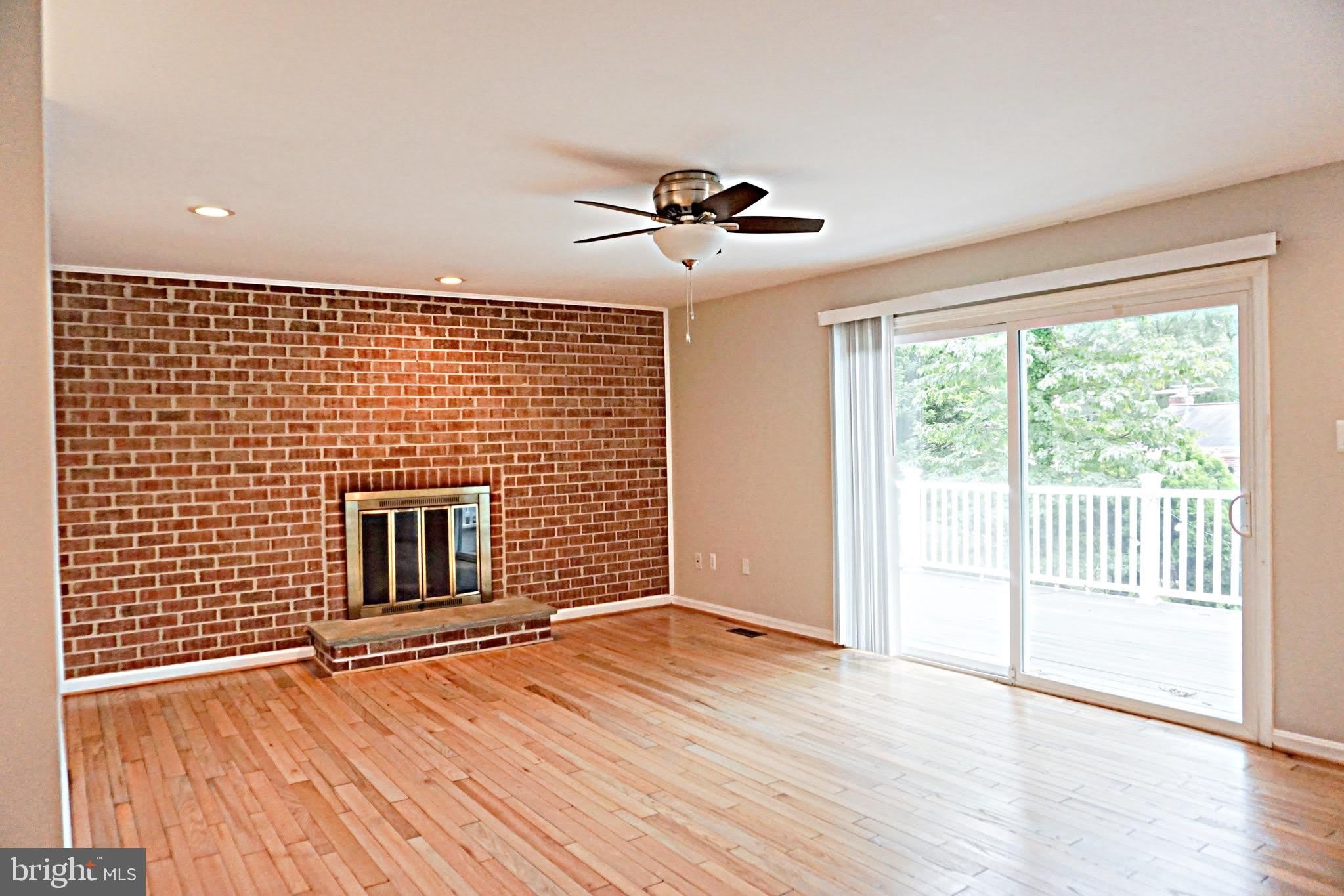 6770 SURREYWOOD Lane – photo 5