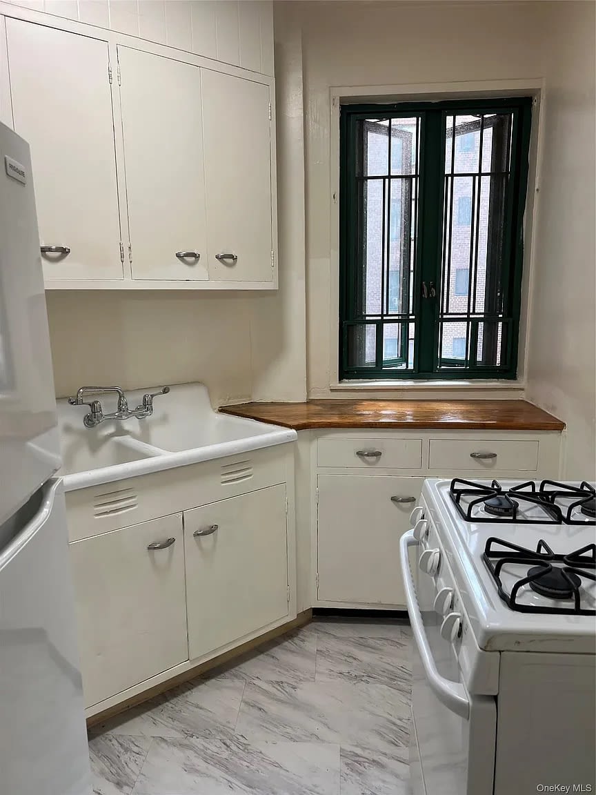 2465 38Th St Apt 4C – photo 3