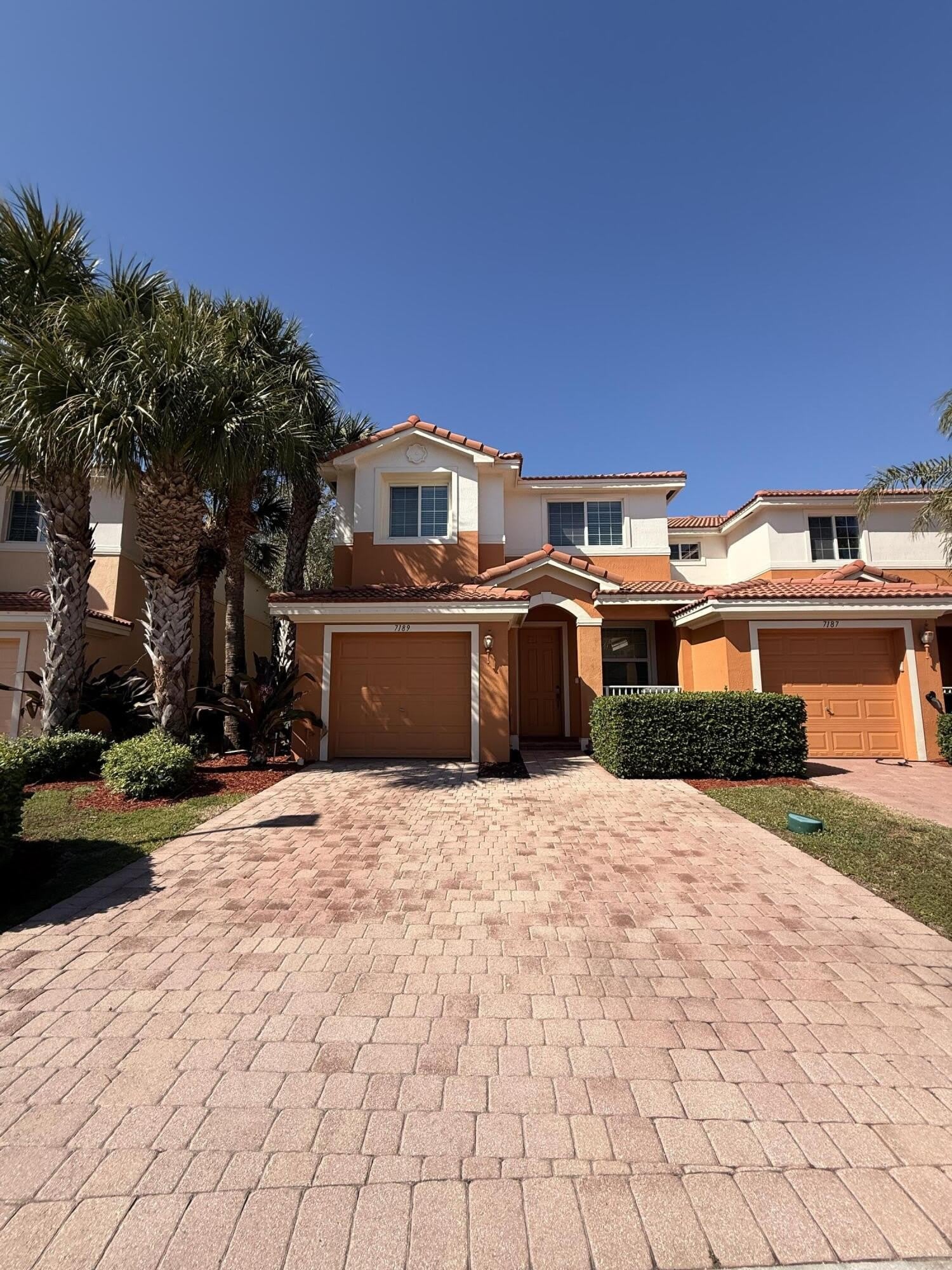7189 Briella Drive – photo 3