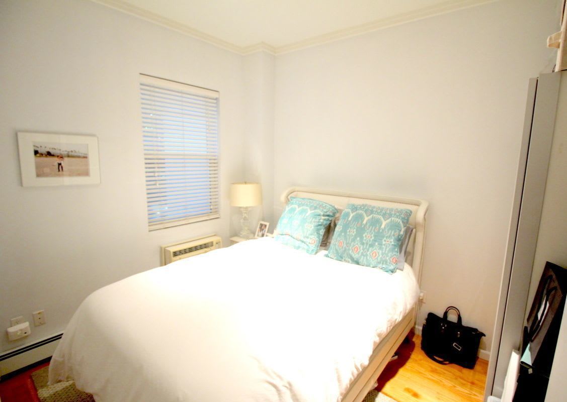 126 East 31St Street – photo 1