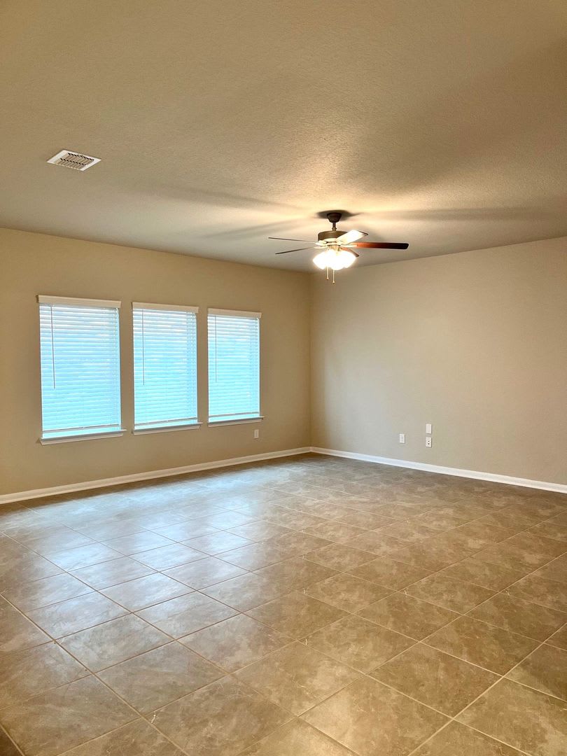 9223 Grand Western – photo 2