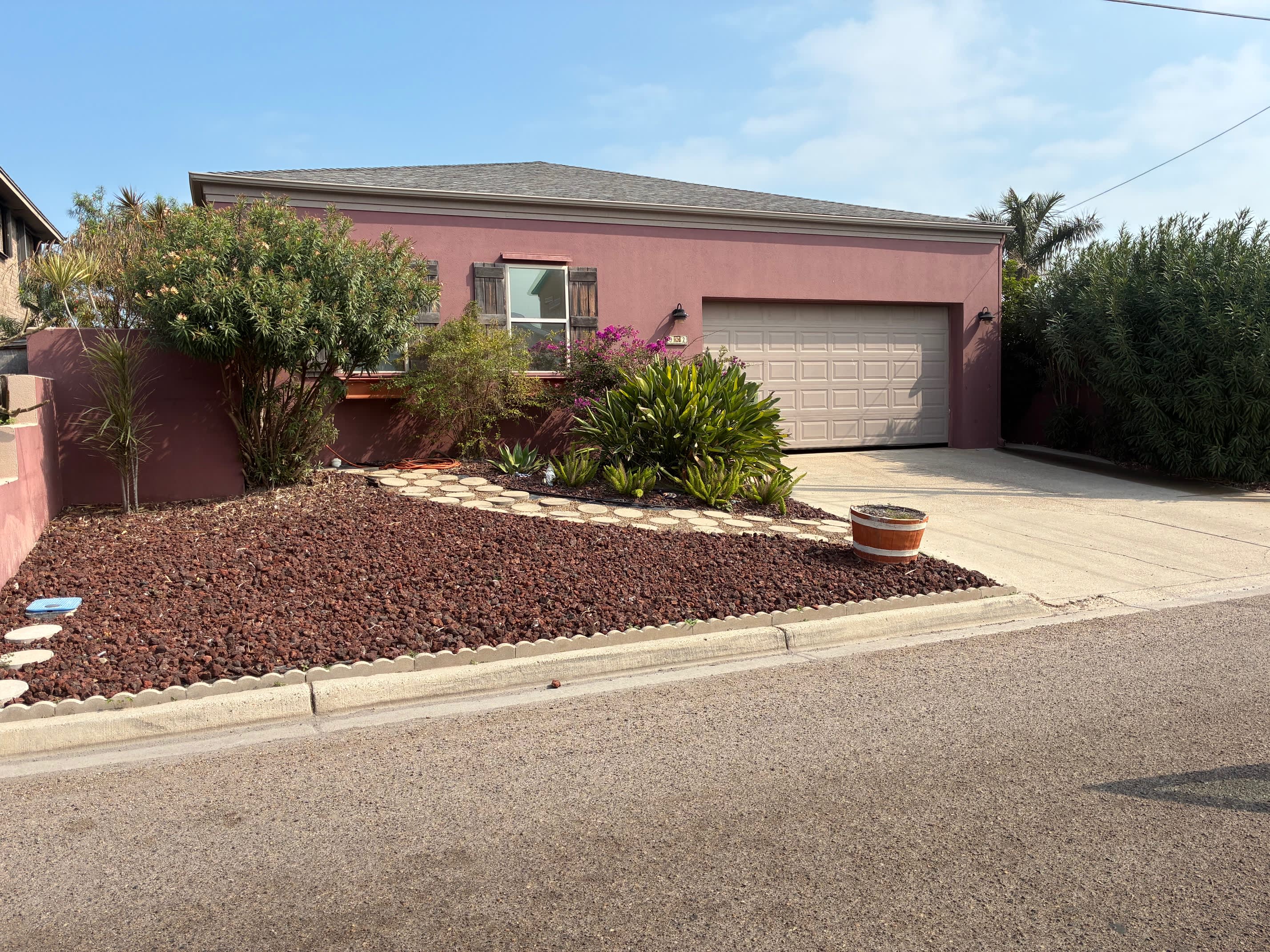 902 Pompano Ave – photo 2