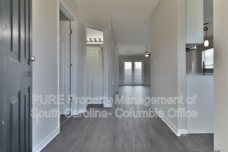 200 Lawson Dr – photo 5