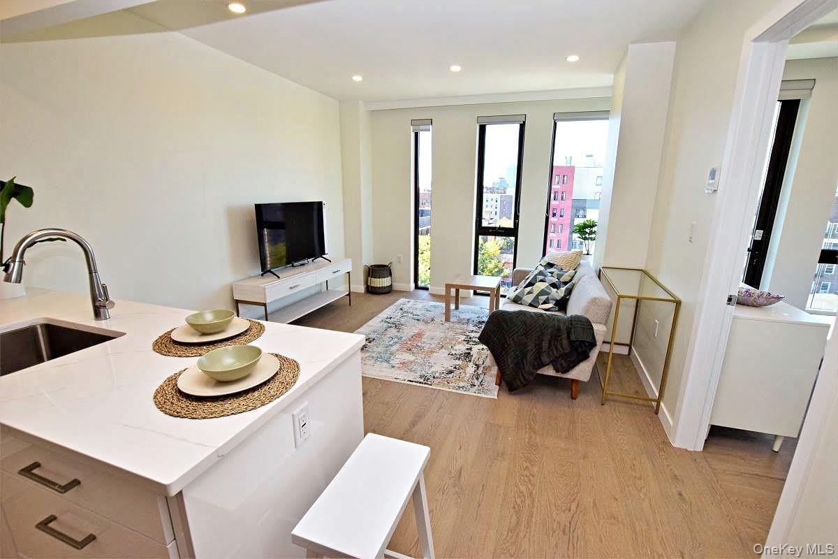 41-26 44th Street – photo 2