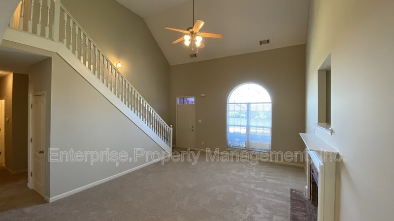 10204 Sutton Ridge Ln – photo 5