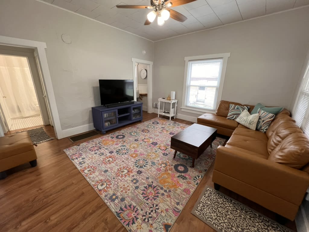 405 South 6th Street – photo 4