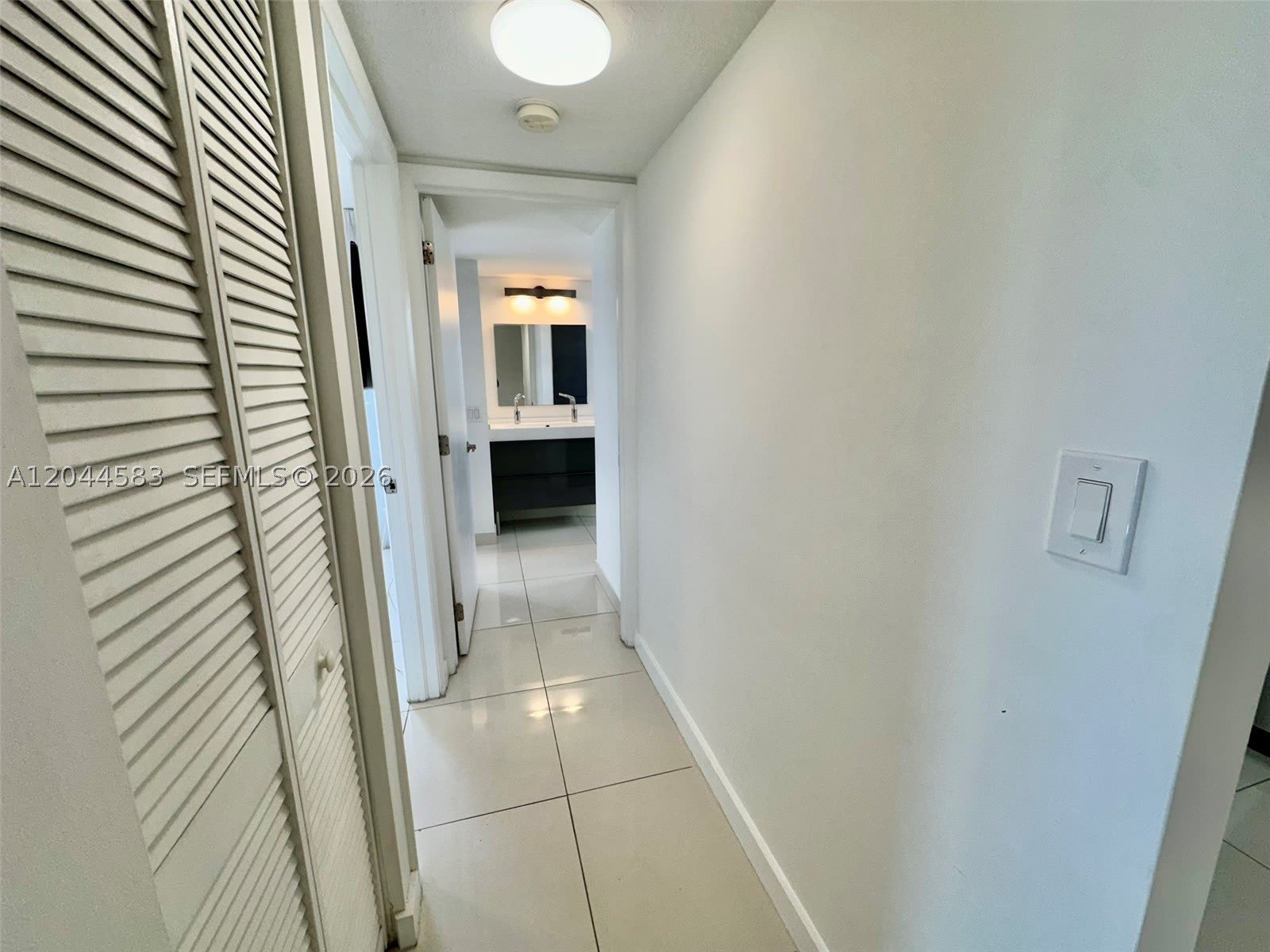411 SW 37th Ave – photo 5