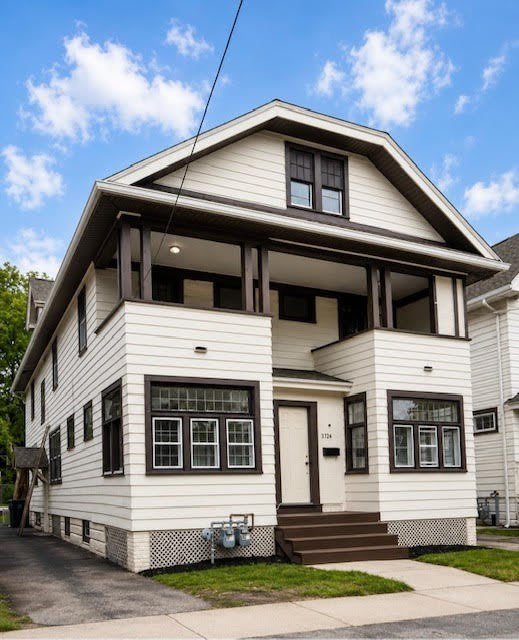 1786 Clifford Avenue – photo 1
